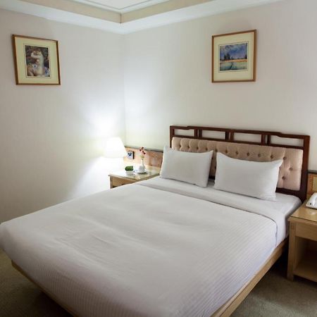 Hara Zuru Hotel Taoyuan Eksteriør bilde