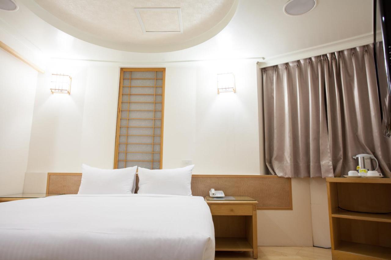 Hara Zuru Hotel Taoyuan Eksteriør bilde