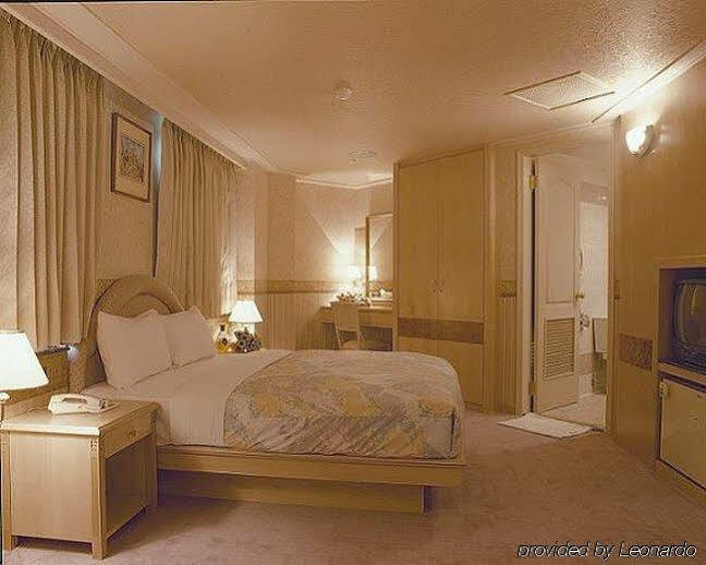 Hara Zuru Hotel Taoyuan Eksteriør bilde